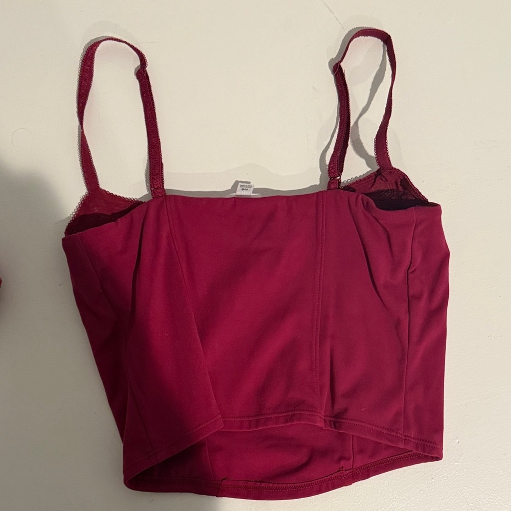 NEVER WORN! Garage Raspberry Lace Trim Camisole - Picture 3 of 3